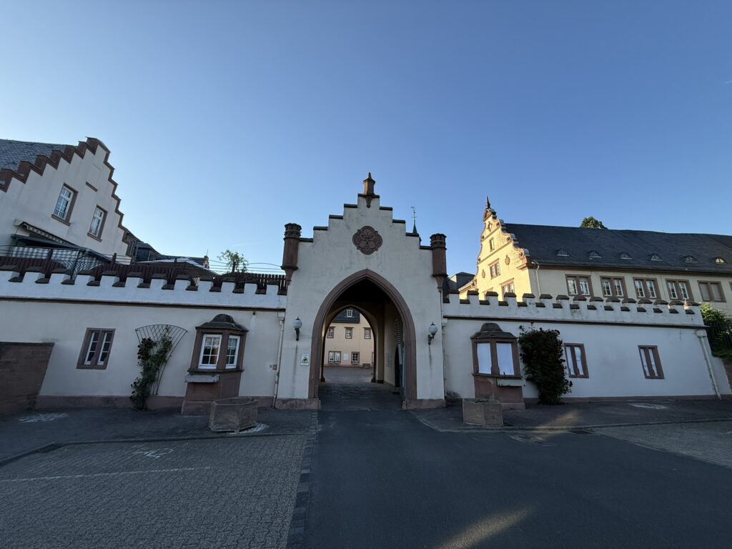 Historischer Torbau in Gelnhausen